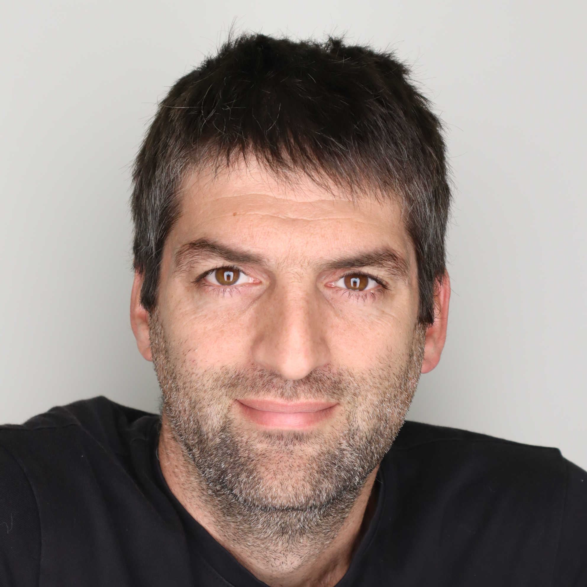 Doron Kam